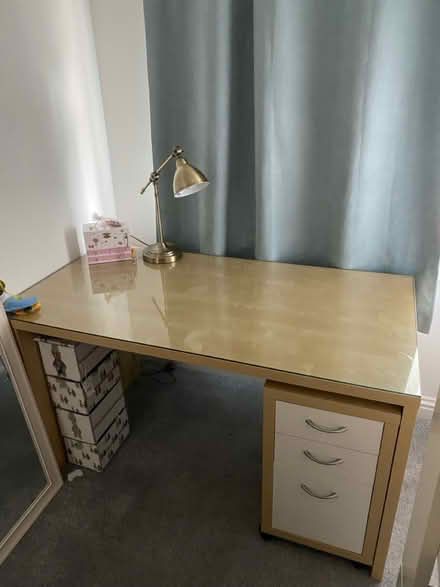 Photo of free Table and drawers (BS11) #1