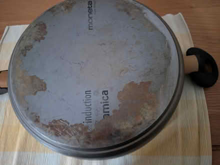 Photo of free Ceramic pan - large (S11 near Endcliffe park) #3