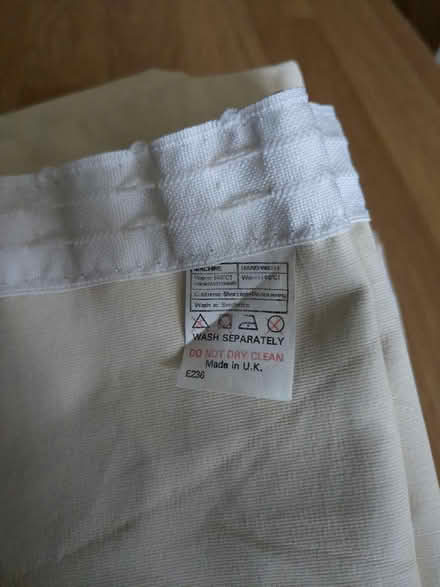Photo of free Curtain liners x4 (Ickleford) #1