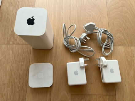 Photo of free Apple AirPort base stations (Highbury N1) #1