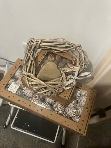 Photo of free Christmas decorations (Croydon) #1