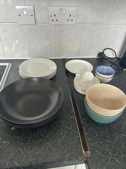 Photo of free Set of plates and cups (Sun In The Sands Roundabout SE3) #3