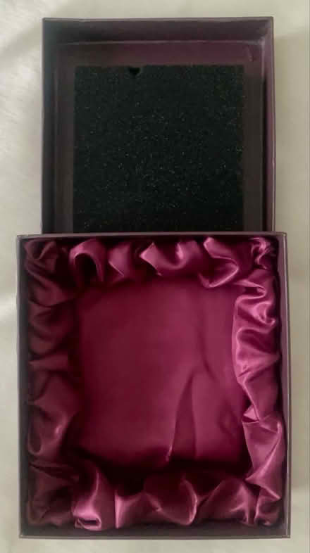 Photo of free gift box 🎁 (Alverstoke PO12) #1