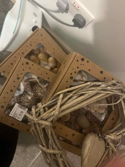 Photo of free Christmas decorations (Croydon) #2