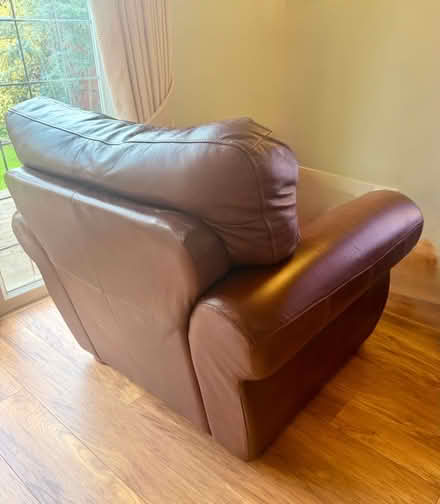 Photo of free Leather Chair and foot stool (Benfleet SS7) #4