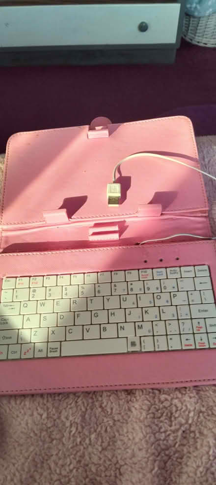 Photo of free Small tablet case with keyboard (Carnforth LA5) #1