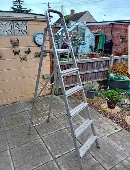 Photo of ladder (Iceland LE2) #1