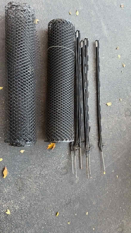 Photo of free Temporary Fencing & Posts (NE Glenview (Lake & Harms)) #1