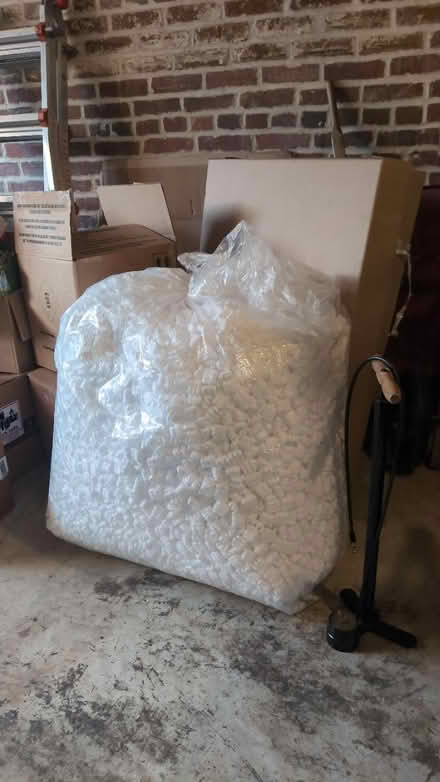 Photo of free Various packing material (Mt. Pleasant, DC) #1