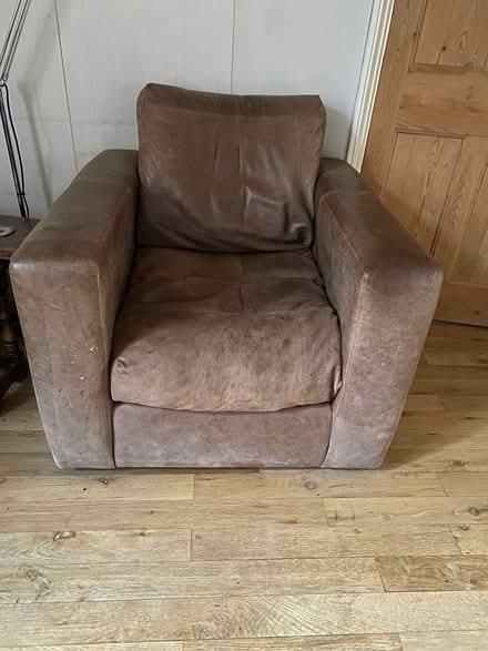 Photo of free Leather sofa and chair (Tottenham/Bruce Grove N17) #2