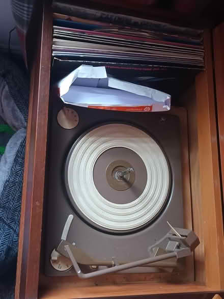 Photo of free Vintage radiogram (LADYBANK Ky15 7nl) #2