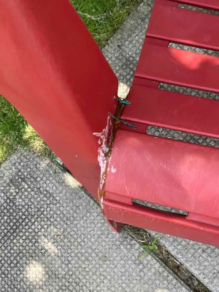 Photo of free Adirondack chair (Orléans) #2
