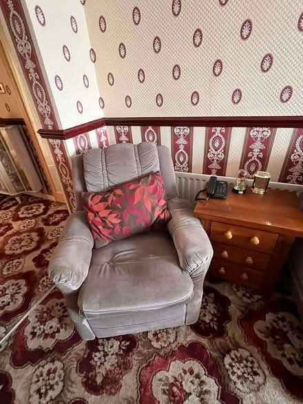 Photo of free 3 armchairs and one settee (Quinton B32) #3