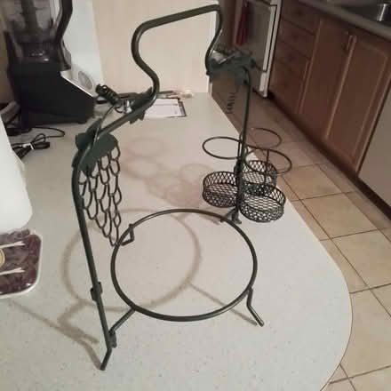 Photo of free Grapevine Plate and Glass Holder (Uplands / Riverside) #2