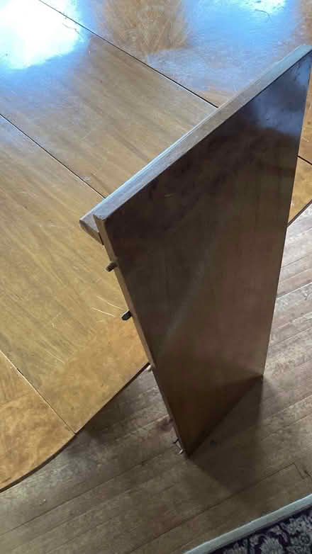 Photo of free Vintage Pedestal Dining Table (Kingston) #4