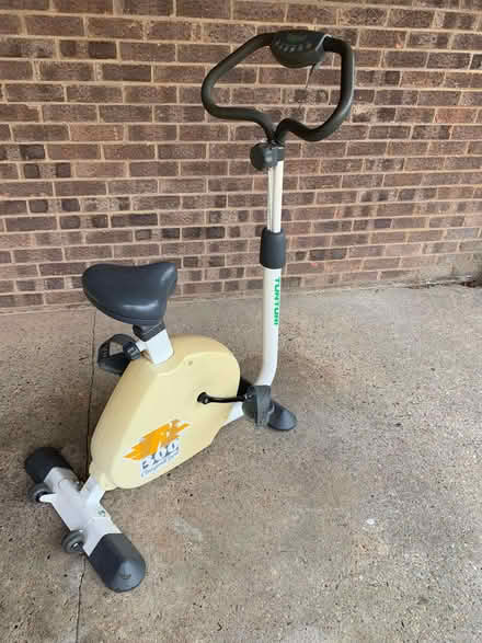 Photo of free Exercise Bike (Holmer Green HP15) #4