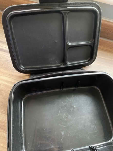 Photo of free Lunchboxes,cups,bottles,lunch bags (Castle Donington DE74) #2
