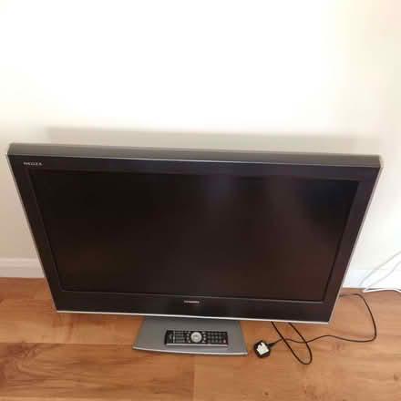 Photo of free Toshiba 37" LCD Colour TV (Lower Earley RG6) #3