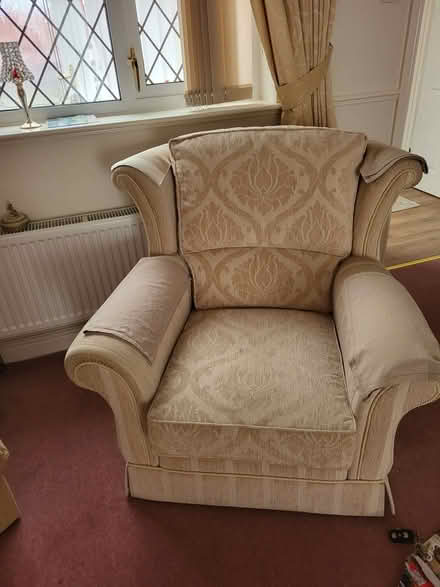Photo of free 3 piece suite (Cleehill SY8) #2