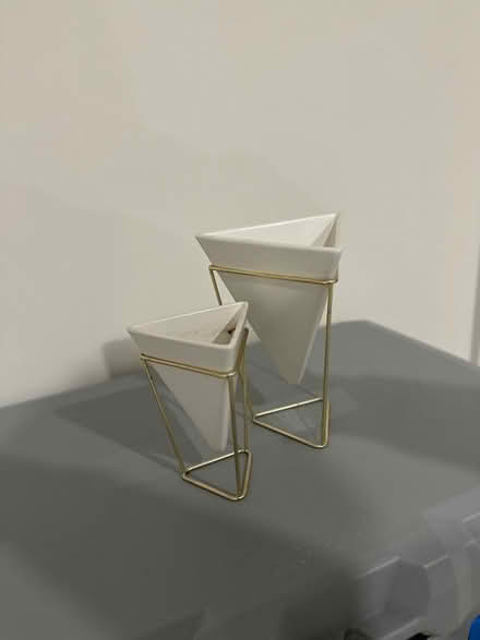 Photo of free Umbra vases ceramic (Markham) #3