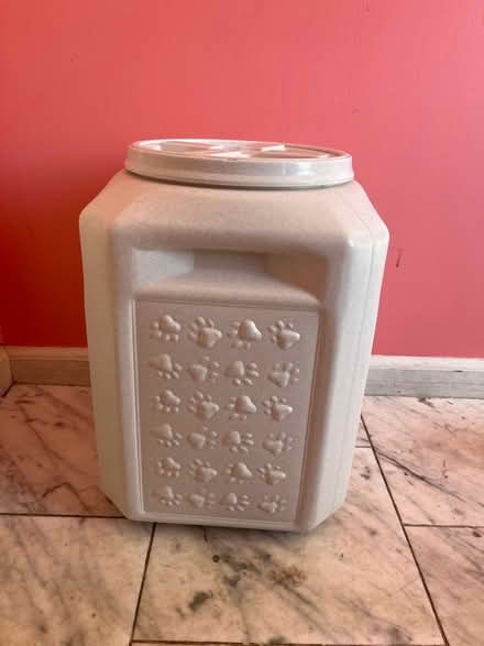 Photo of free Large pet food storage (Woodside Forest) #1