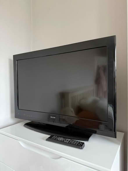 Photo of free 28 inch TV (NW5) #1