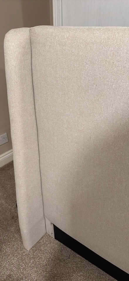 Photo of free fabric headboard from dunelm lovely condition (Woodside Industrial Estate LU5) #3