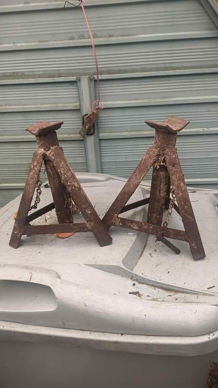 Photo of free Axle Stands (Grantham) #1