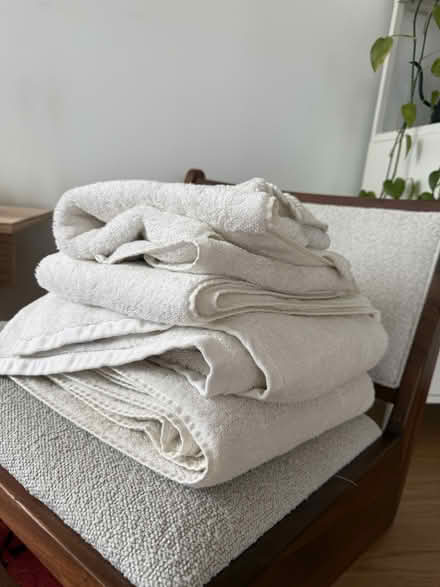 Photo of free Bath towels (Greenpoint) #1