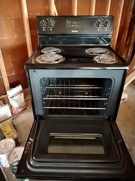 Photo of free Oven range fully operated (Chandler west) #1