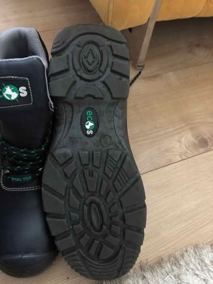 Photo of free Size 8 steel capped boots (Abingdon OX14) #3