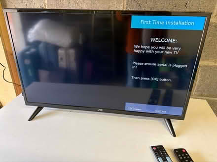 Photo of free JVC 32" HDMI TV/DVD player (Greenback EH10) #2