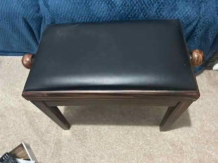 Photo of free Piano stool (DE22) #1