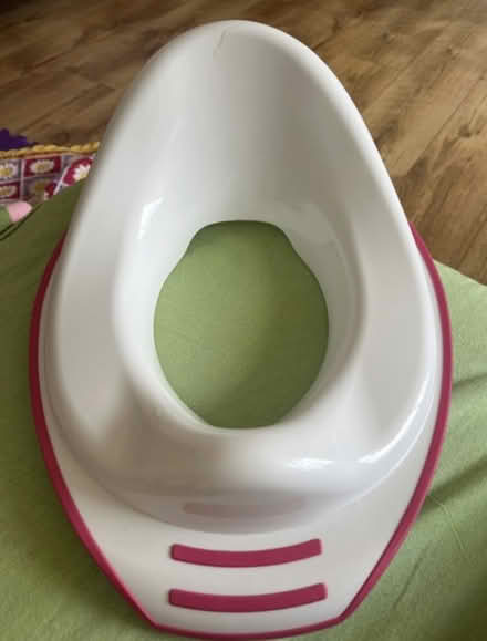 Photo of free Training toilet seat (IG4) #1