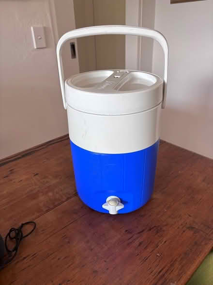 Photo of free Coleman drink cooler & music thingy (Drummoyne) #1