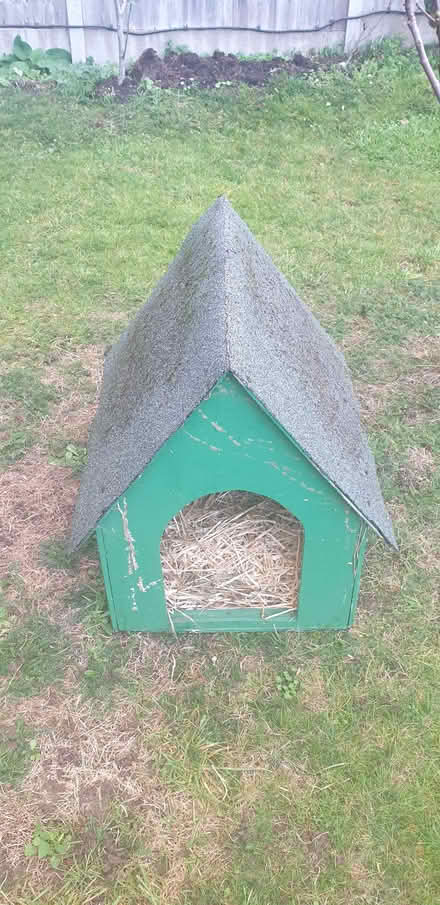 Photo of free Outdoor kennel (Kempston MK42) #3