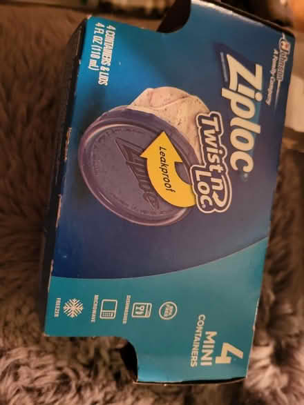 Photo of free Circular Small Ziploc Tupperware (Near Downtown Ypsilanti) #1
