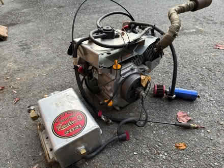 Photo of free Motor 212cc (Concord, Mass) #2