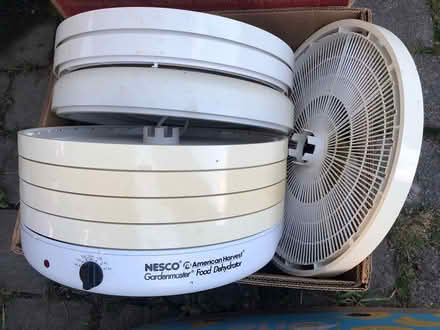Photo of free Food Dehydrator (Aurora (N Seattle/ Shoreline)) #1