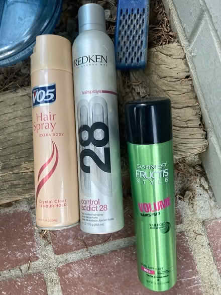 Photo of free Cans of hairspray (Foothill Boulevard Cupertino) #1