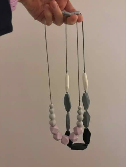 Photo of free 2 Mama Knows teething necklaces (Cookridge LS16) #1