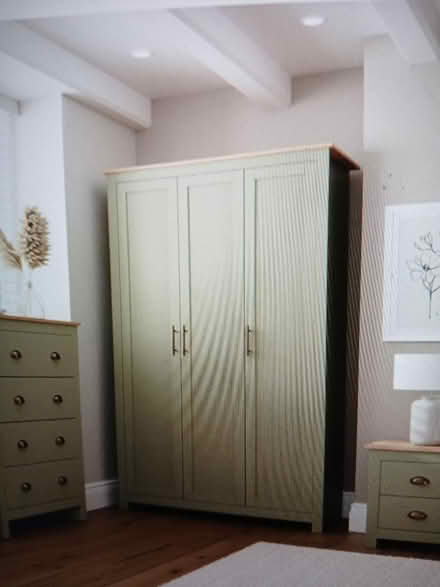 Photo of free Triple wardrobe (TN40 2HJ) #1