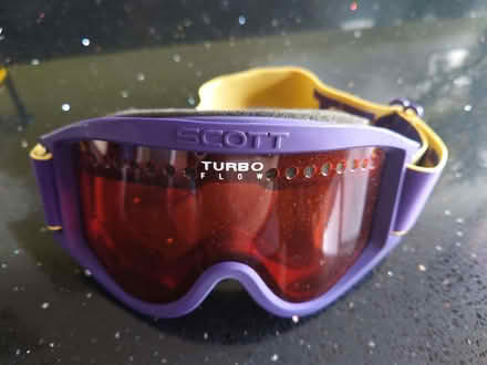 Photo of free Ski goggles (Clerwood EH12) #1