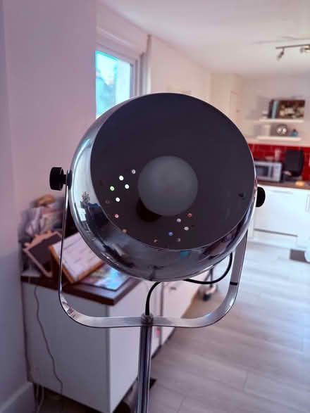 Photo of free Up light - broken switch (CR2 South Croydon) #3