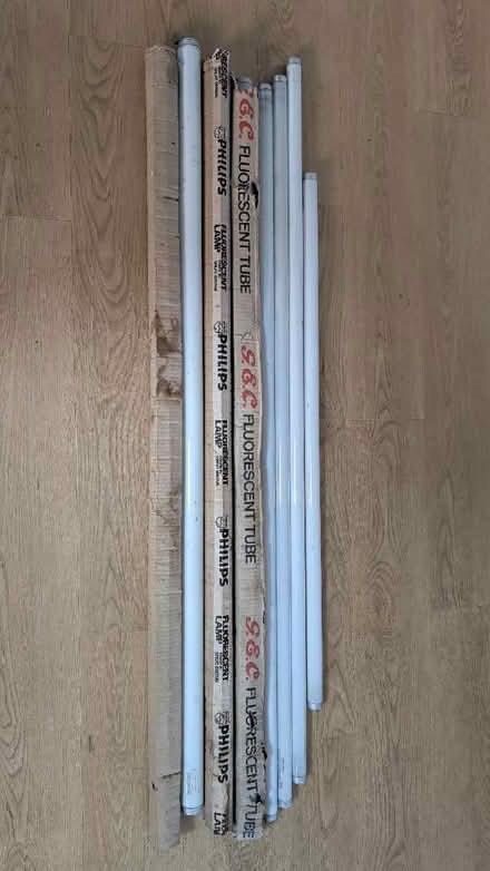 Photo of free Fluorescent Tubes (Hotley Bottom HP16) #1