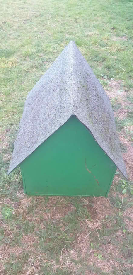 Photo of free Outdoor kennel (Kempston MK42) #2