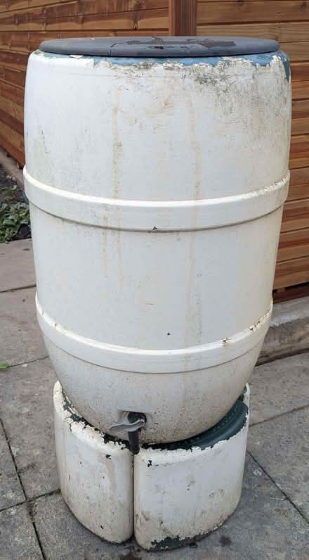 Photo of free Old water butt (Toton NG9) #1