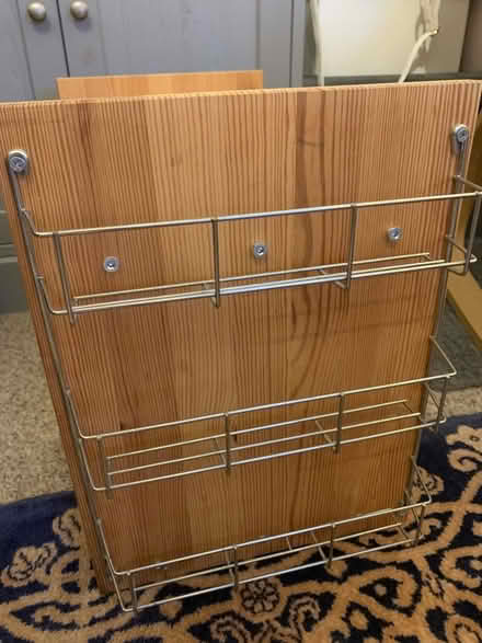 Photo of free Small wooden unit (Ruislip HA4) #2