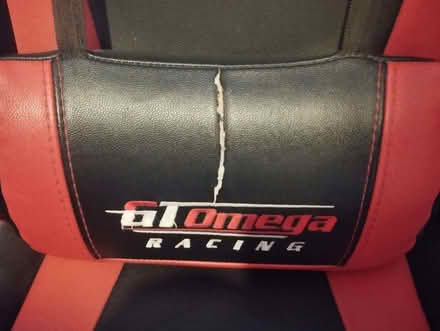 Photo of free Swivel Gaming chair on wheels (Shepperton TW17) #2