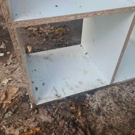 Photo of free White cube unit, not Kallax (Southgate RH11) #3